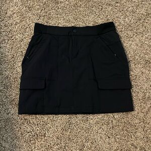 Athleta Black cargo skort size 12
